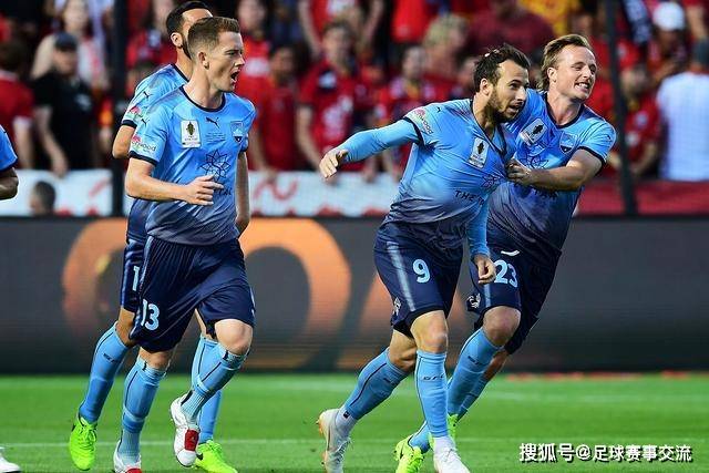 杜锋亲手埋雷？弃用双塔加迷信关系户，广东队被三分雨打懵